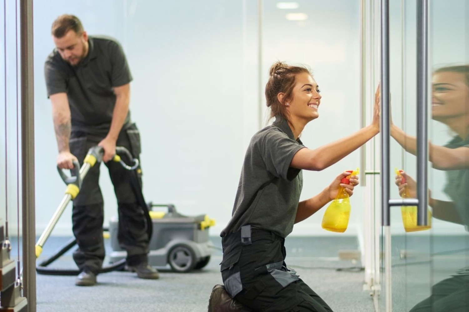 Schoonmaak voor de VvE in Amsterdam