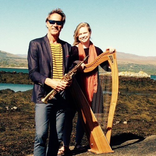 Warme winteravond in Keltische sfeer: harpiste en zangeres Aisling Urwin & saxofonist André van der Hoff