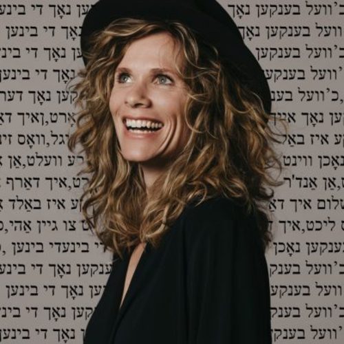 Niki Jacobs en ensemble - Liederen in het Jiddisch als herdenking en als viering van schoonheid