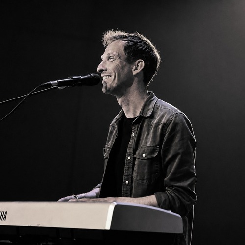 Chris Langedijk, kleinkunst (gratis marktlunchconcert)